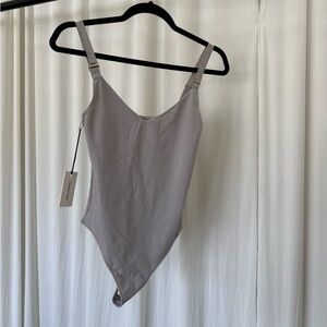 Babaton CONTOUR ADJUSTABLE CAMI BODYSUIT